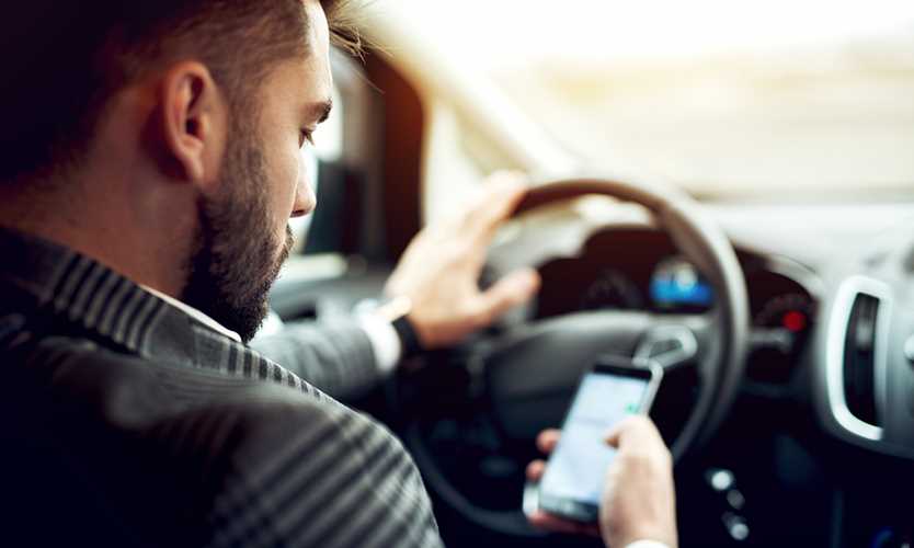 Employers urged to take control of workers’ distracted driving