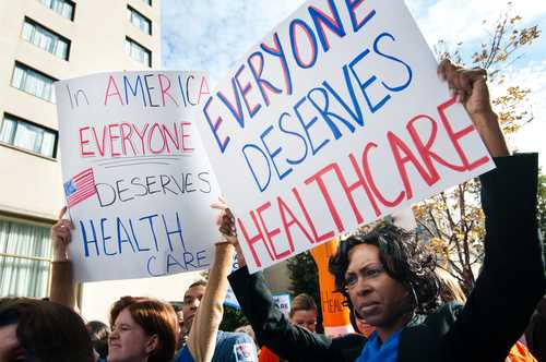 U.S. to delay health care employer mandate to 2015