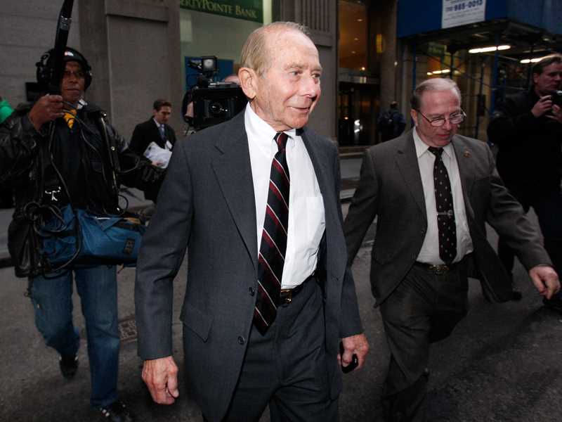 Starr to appeal denial of AIG shareholder compensation in bailout 