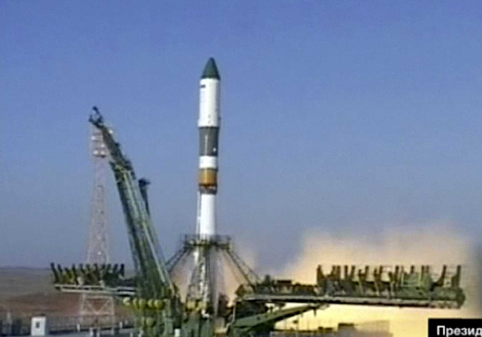 Russian spacecraft lost to apparent engine failure uninsured