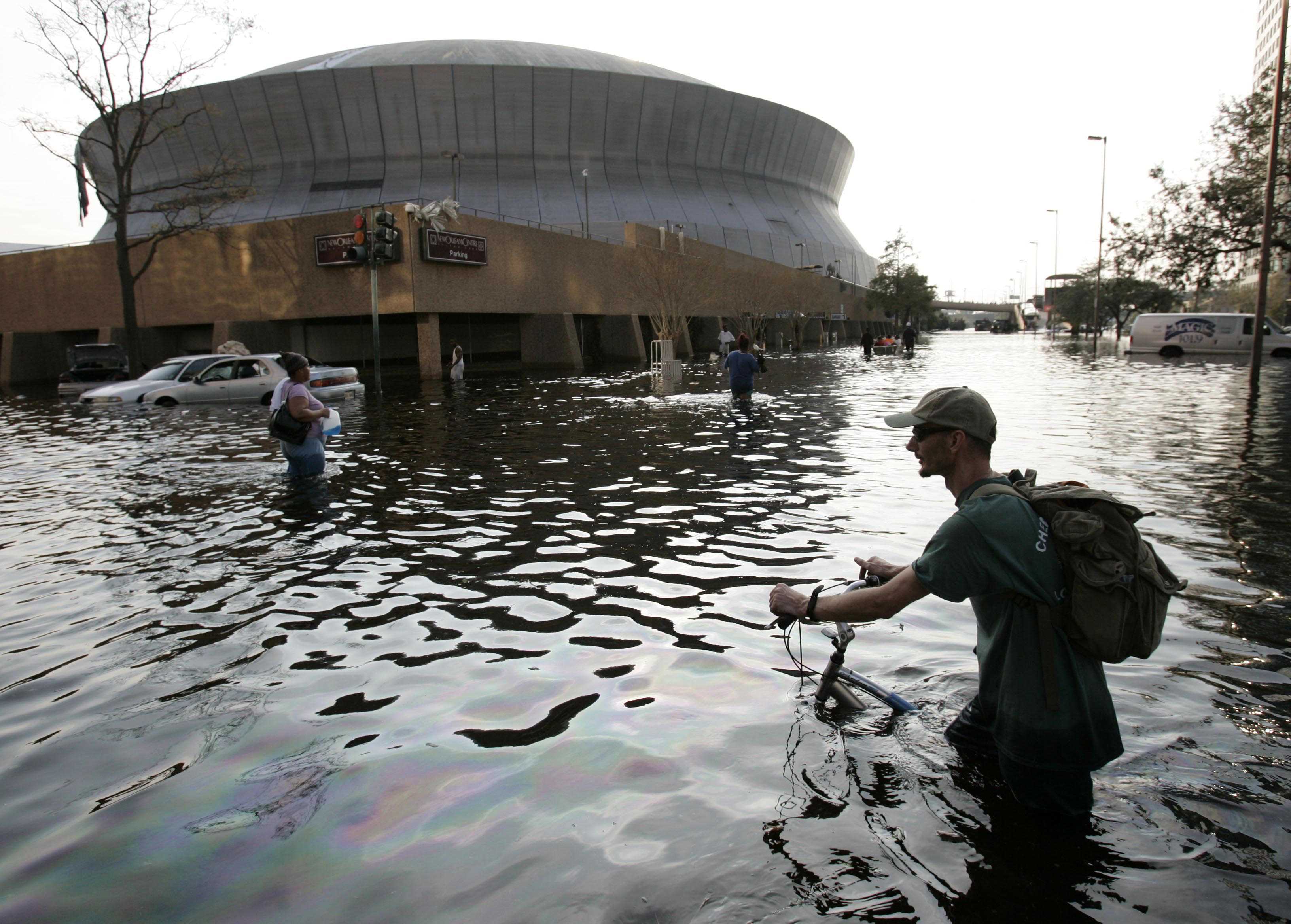 Managing risk inside the Mercedes-Benz Superdome