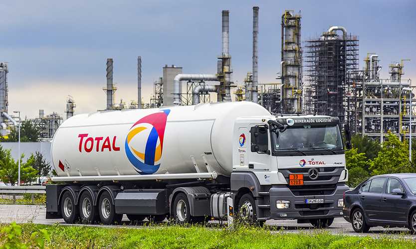 As sanctions loom, Total to pull out of gas project