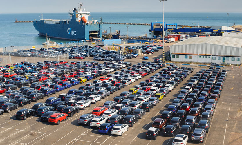 Cars pile up ahead of Brexit