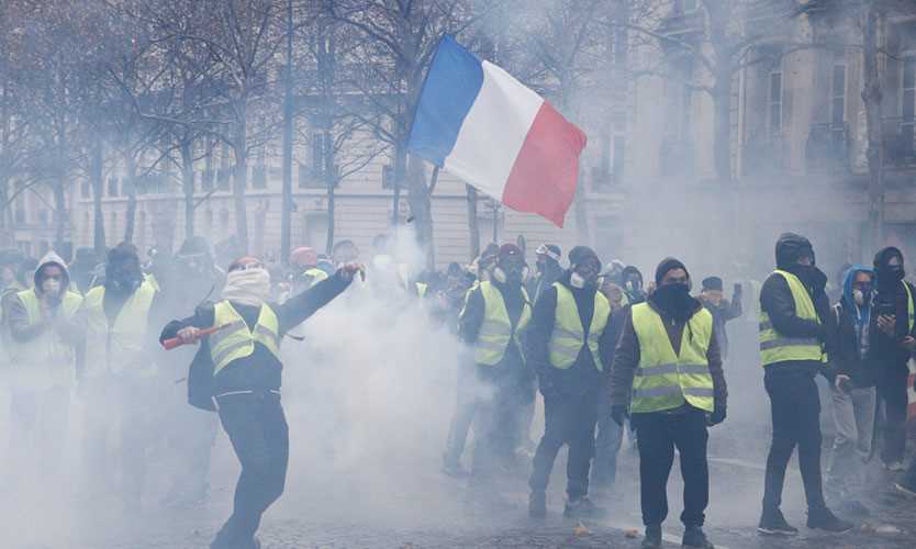 Yellow vest protests in Paris